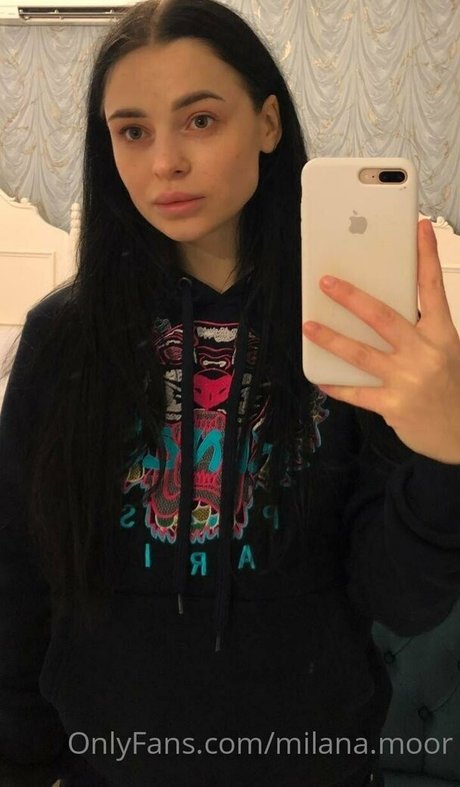 Nacktes geleaktes OnlyFans-Foto von Milanamoor