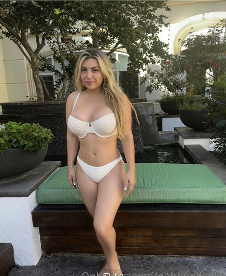 Nacktes geleaktes OnlyFans-Foto von Gabbynikolle