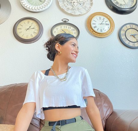 Nacktes geleaktes OnlyFans-Foto von Isabel Neru
