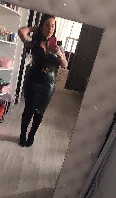 Nacktes geleaktes OnlyFans-Foto von Kristina Karieva