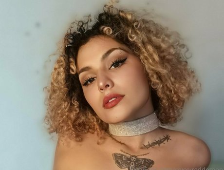 Nacktes geleaktes OnlyFans-Foto von Sexxyreddemon