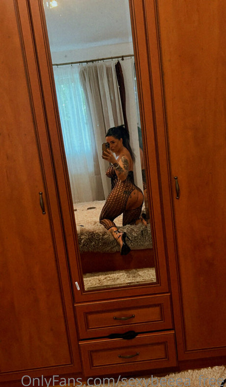 Sexybeeea_free