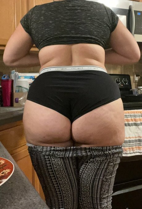 Nacktes geleaktes OnlyFans-Foto von Taerapfree