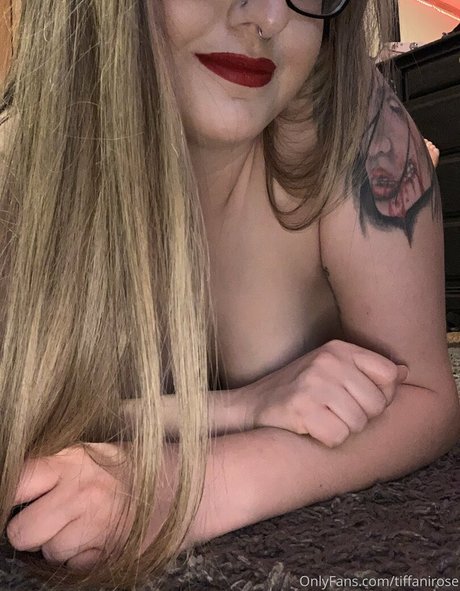 Nacktes geleaktes OnlyFans-Foto von Tiffanirose