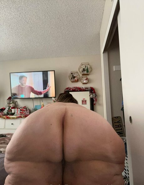Nacktes geleaktes OnlyFans-Foto von Ssbbwamber