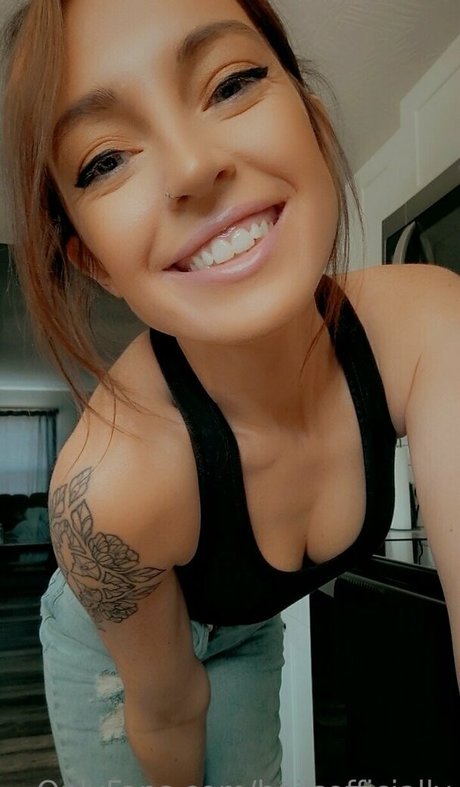 Hailsofficially