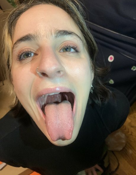 Nacktes geleaktes OnlyFans-Foto von Sally Burtnick