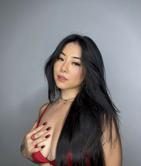 Nacktes geleaktes OnlyFans-Foto von Ariel Saori