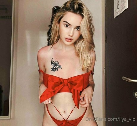 Nacktes geleaktes OnlyFans-Foto von Liyabarbiyour
