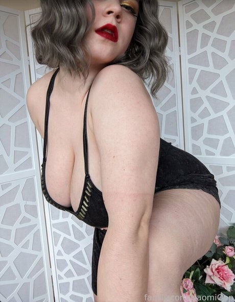 Nacktes geleaktes OnlyFans-Foto von Naomiwastaken