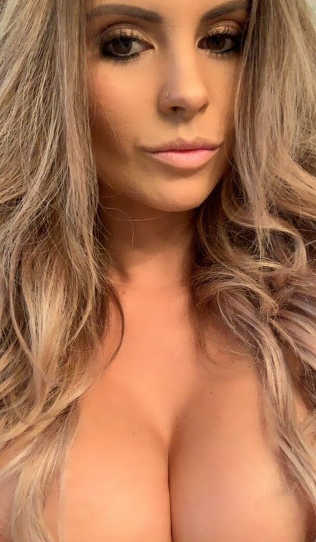 Nacktes geleaktes OnlyFans-Foto von Kristen Strout