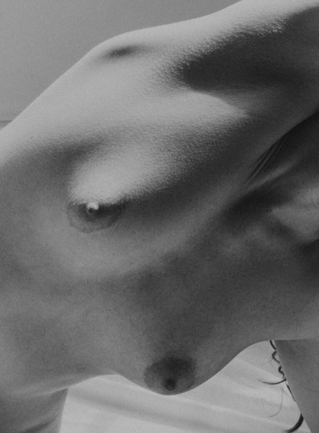 Nacktes geleaktes OnlyFans-Foto von Amelia Zadro