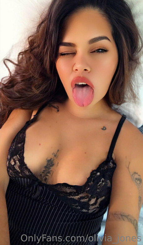 Nacktes geleaktes OnlyFans-Foto von Sofiajones2