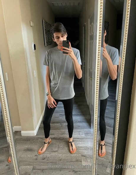 Nacktes geleaktes OnlyFans-Foto von Laneandangie