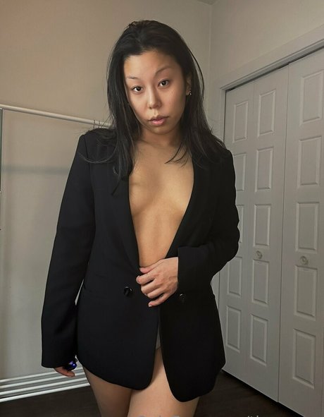 Nacktes geleaktes OnlyFans-Foto von Tinayama