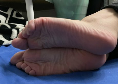 Nacktes geleaktes OnlyFans-Foto von Hlaholnicekfree