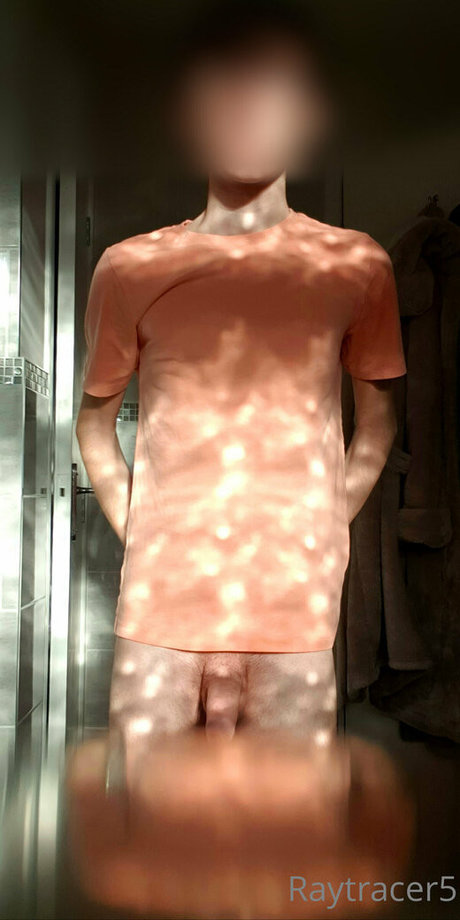 Nacktes geleaktes OnlyFans-Foto von Raytracer5