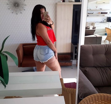 Nacktes geleaktes OnlyFans-Foto von Anathalia Cristina