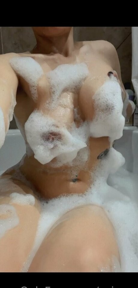 Nacktes geleaktes OnlyFans-Foto von Spicez