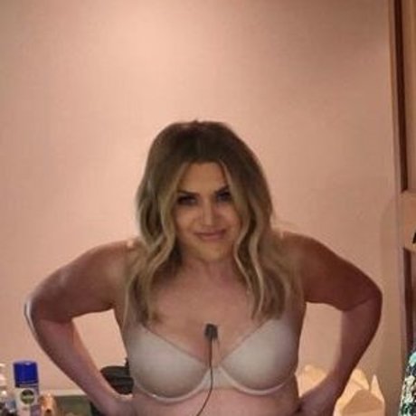 Nacktes geleaktes OnlyFans-Foto von Anna Williamson
