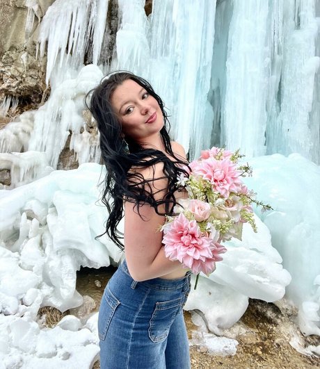 Nacktes geleaktes OnlyFans-Foto von Marilee Golden