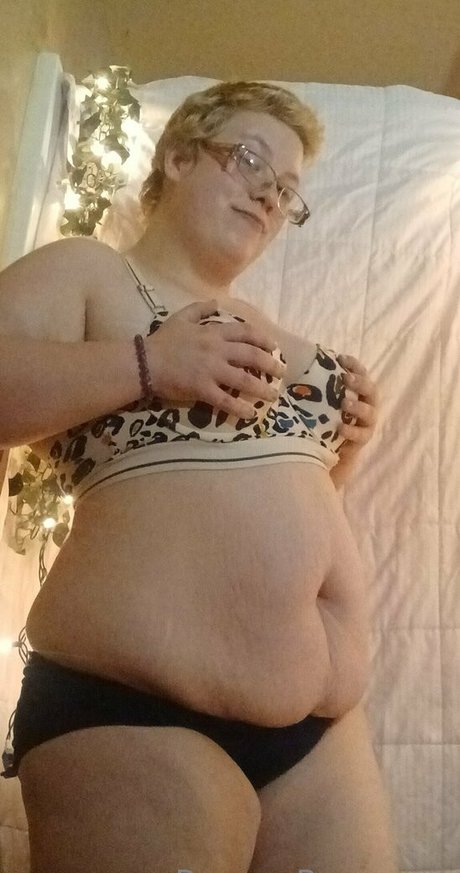 Nacktes geleaktes OnlyFans-Foto von Creamxxxqueen
