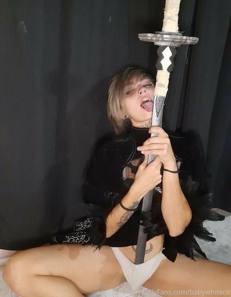 Nacktes geleaktes OnlyFans-Foto von Luzzchan