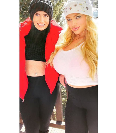 Nacktes geleaktes OnlyFans-Foto von Blondiepomie