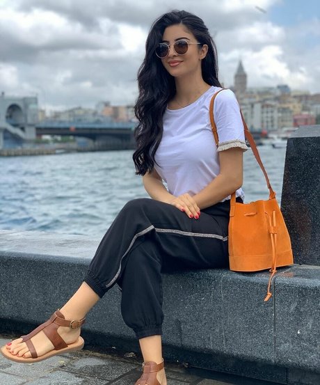 Nacktes geleaktes OnlyFans-Foto von Elwa Saleh