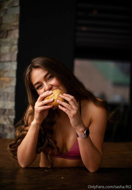 Nacktes geleaktes OnlyFans-Foto von Tashafit2