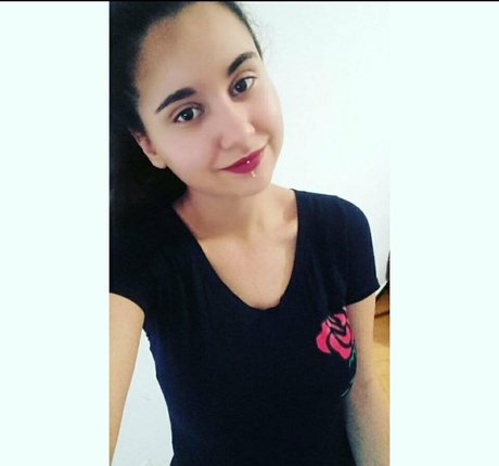 Nacktes geleaktes OnlyFans-Foto von Babyflorcita