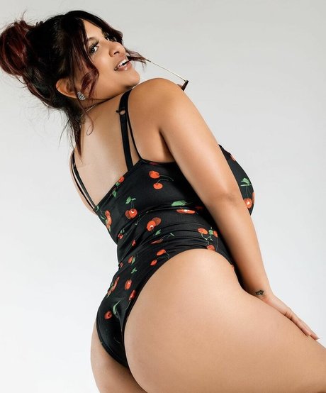 Nacktes geleaktes OnlyFans-Foto von Mickyla Goslett