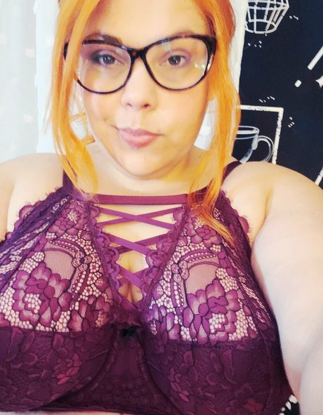 Nacktes geleaktes OnlyFans-Foto von Jezebelrose