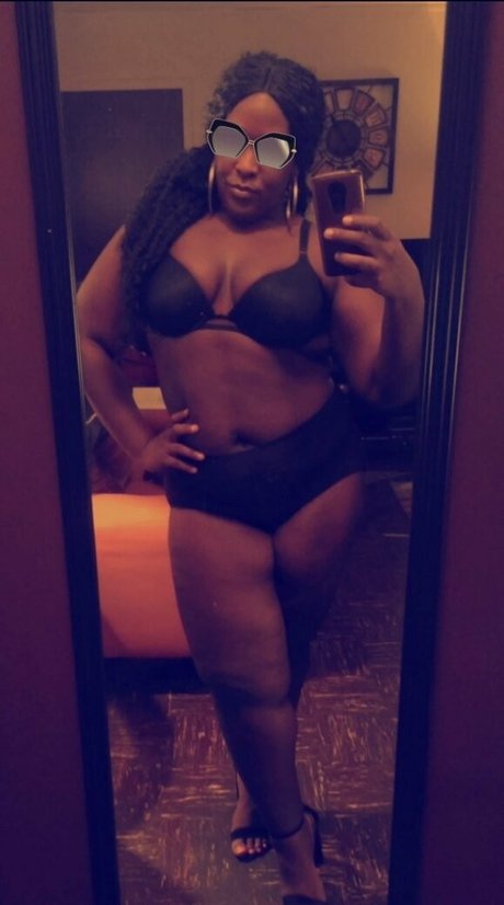 Nacktes geleaktes OnlyFans-Foto von Creamytrans513