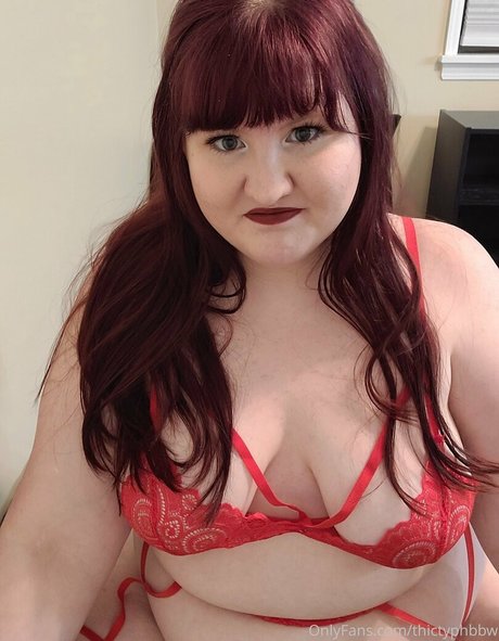 Nacktes geleaktes OnlyFans-Foto von Thictyphbbw