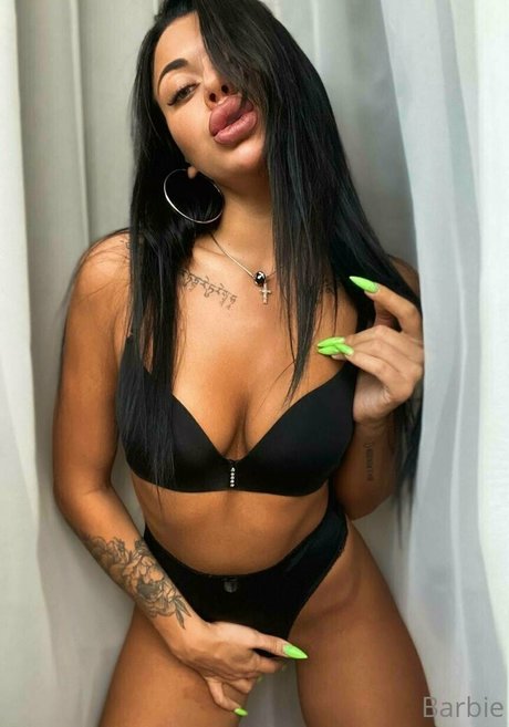 Nacktes geleaktes OnlyFans-Foto von Barbie33