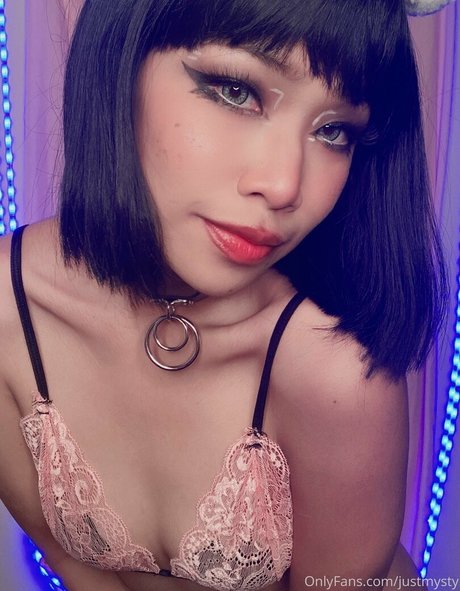 Nacktes geleaktes OnlyFans-Foto von Justmysty