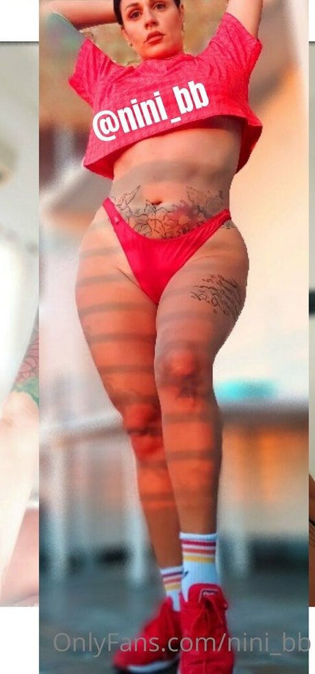 Nacktes geleaktes OnlyFans-Foto von Ninibb
