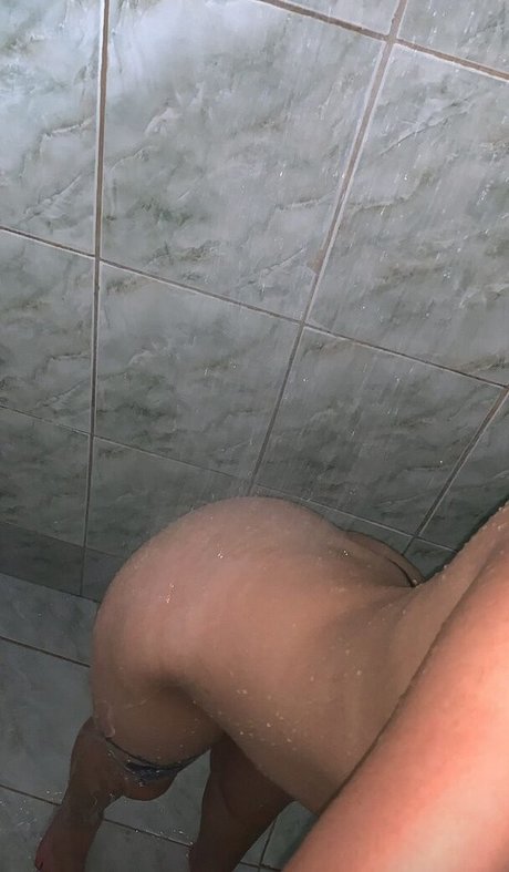 Nacktes geleaktes OnlyFans-Foto von Isaaszx