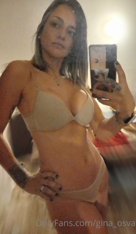 Ginaxxx