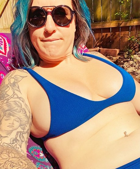 Nacktes geleaktes OnlyFans-Foto von Molleewaters