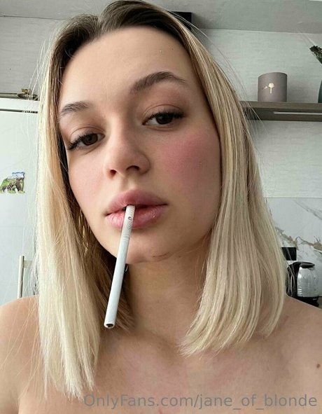 Jane_of_blonde