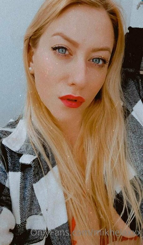 Mikhelaxxx