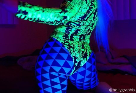 Nacktes geleaktes OnlyFans-Foto von Hollygraphix