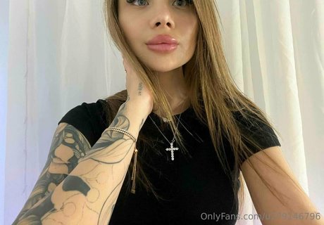 Nacktes geleaktes OnlyFans-Foto von Bellalla