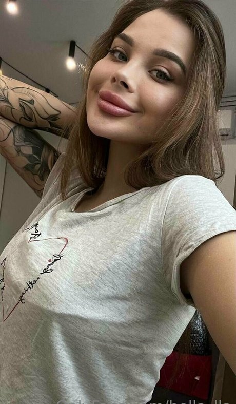 Nacktes geleaktes OnlyFans-Foto von Bellalla