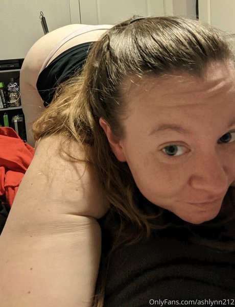 Nacktes geleaktes OnlyFans-Foto von Ashlynn212
