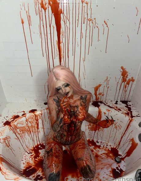 Nacktes geleaktes OnlyFans-Foto von Gothspiiit