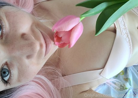 Nacktes geleaktes OnlyFans-Foto von Shustova