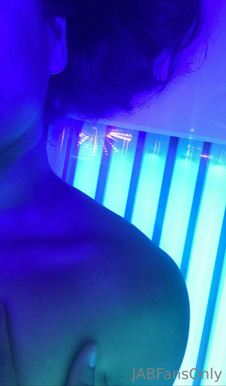 Nacktes geleaktes OnlyFans-Foto von Jasleneadler